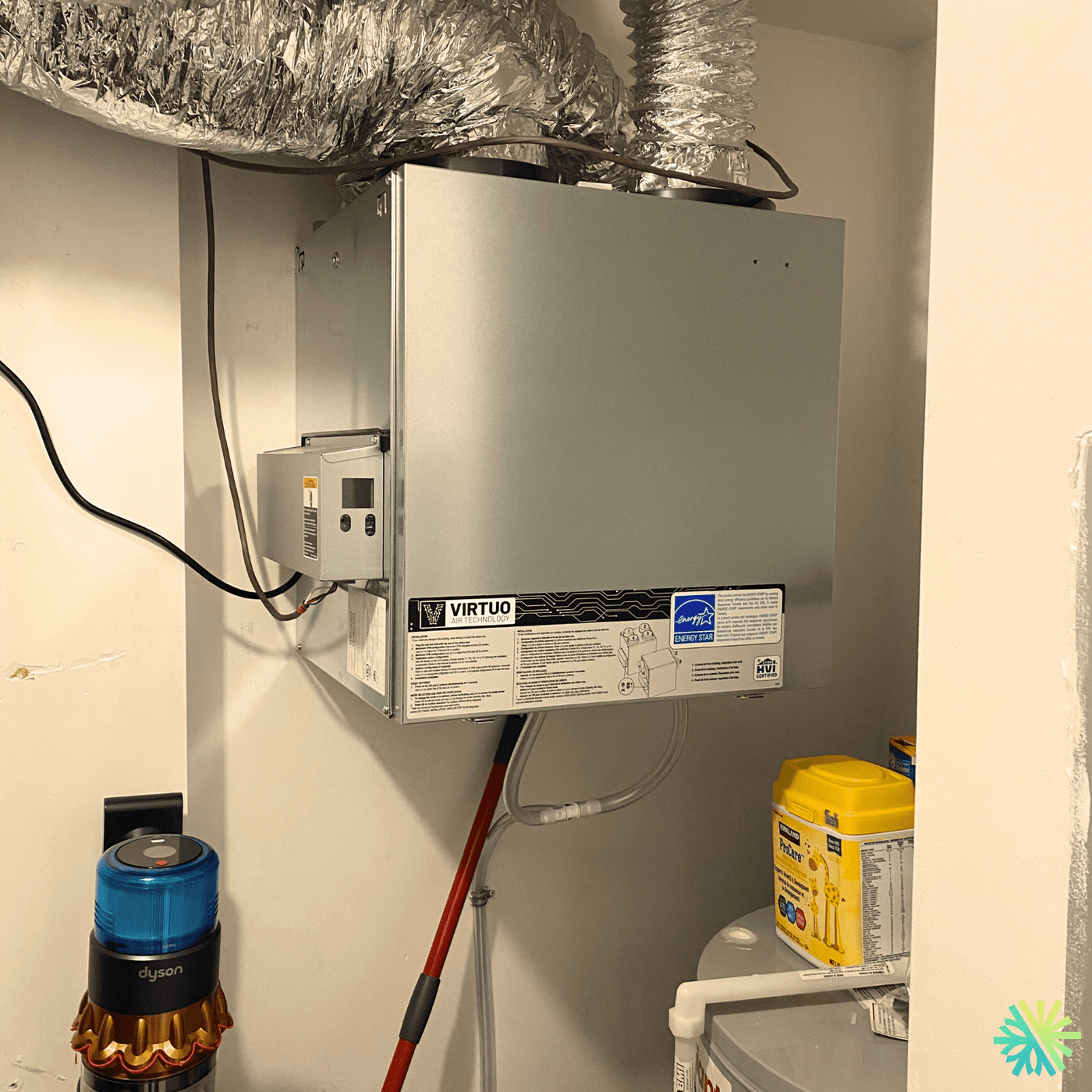 Installation d’un échangeur d’air Air Exchanger va¦ИnEE (modèle Virtuo) à Rosemont–La Petite-Patrie, Montréal