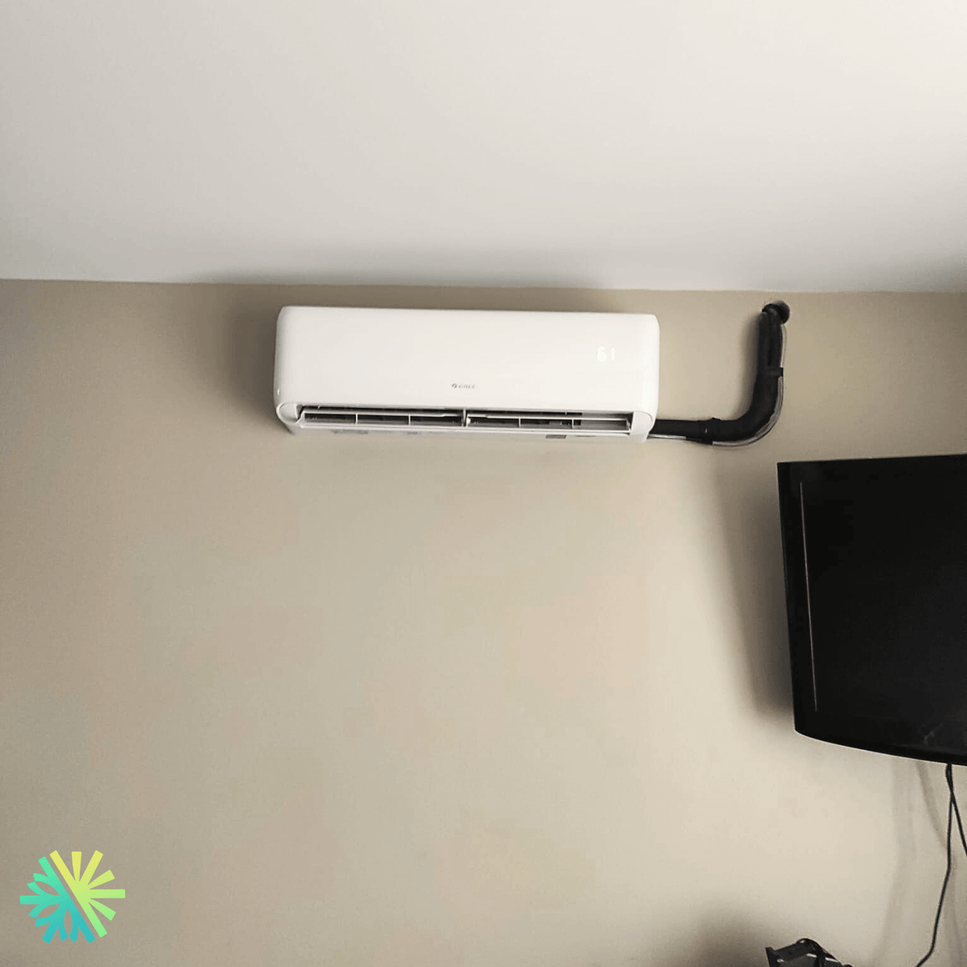 Installation d’une thermopompe murale GREE LIVO GEN4 à Sainte-Marthe-sur-le-Lac