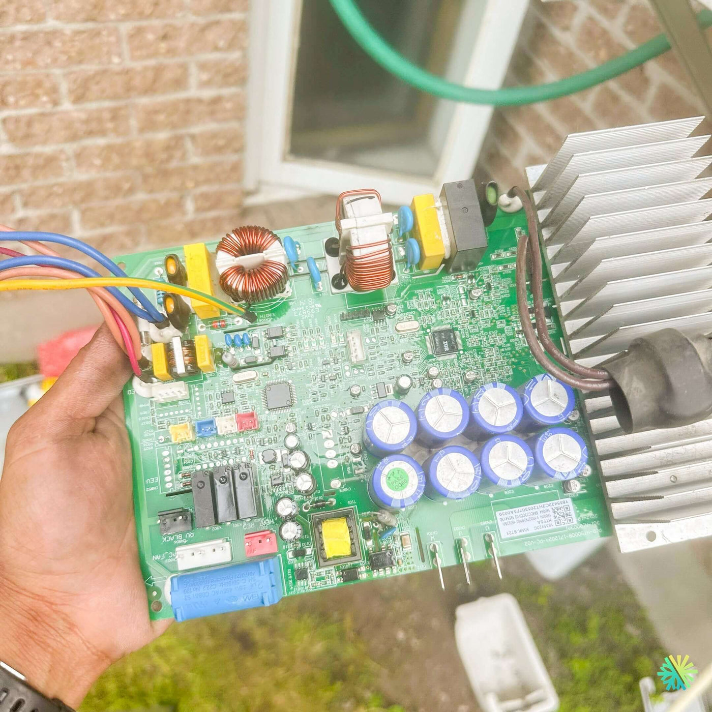 Climatiseur mural en panne en plein été : comment éviter ce cauchemar typiquement montréalais