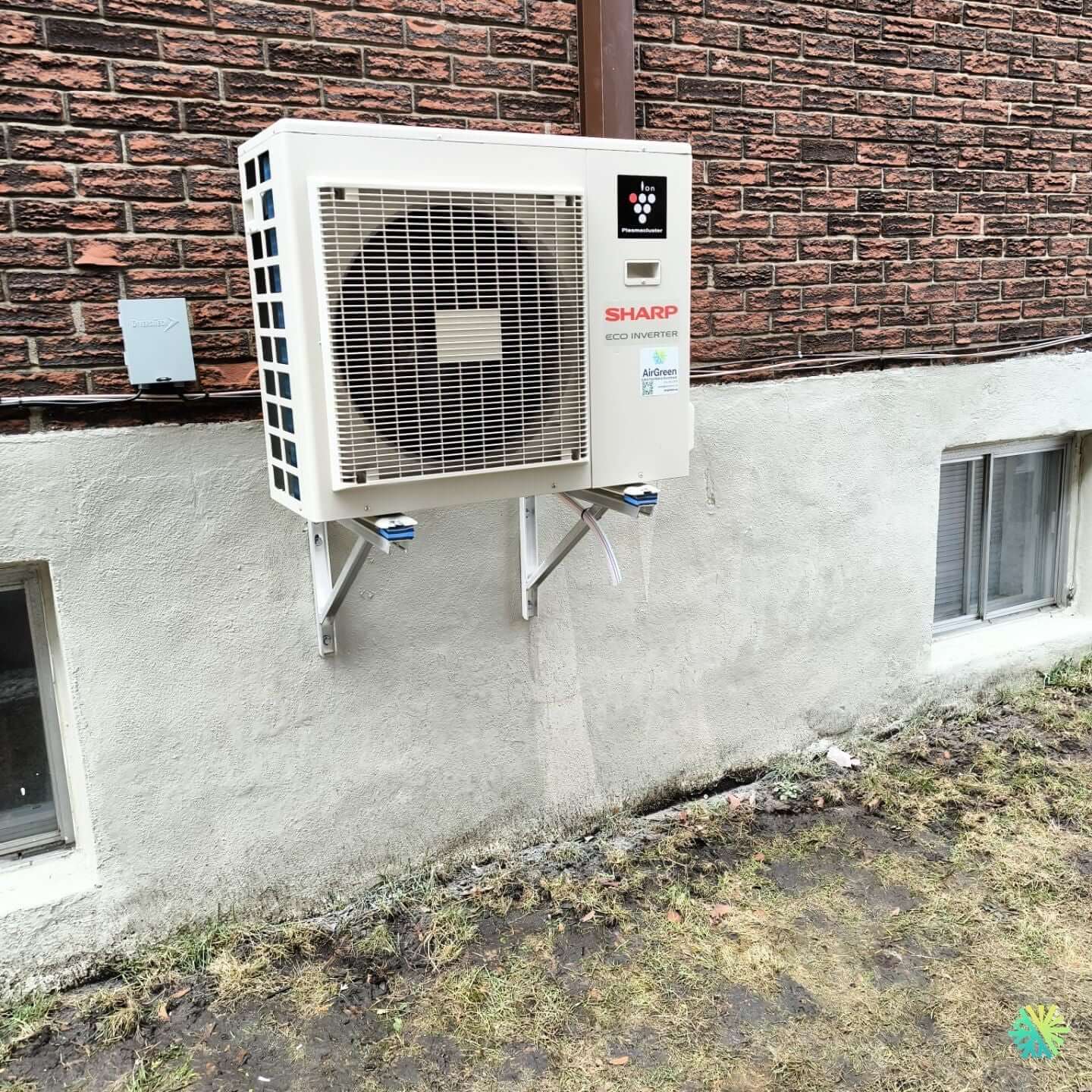 Installation d’une Sharp Eco Inverter thermopompe murale à Villeray–Saint-Michel–Parc-Extension