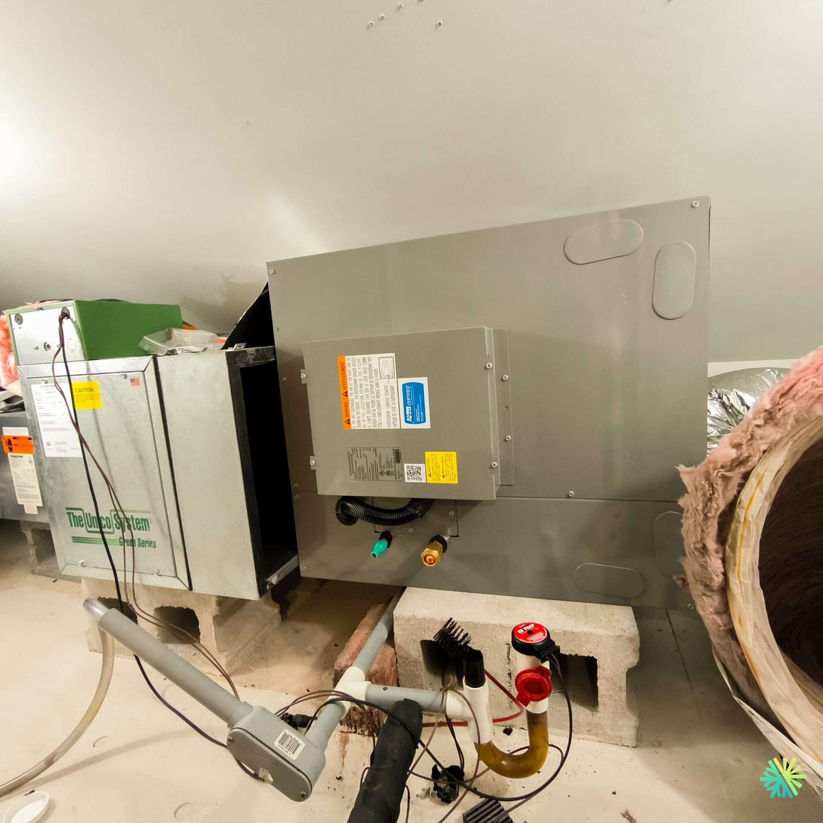 Installation d'une thermopompe centrale « add-on » GREE FLEXX R32 à Saint-Mathieu, dans la MRC de Roussillon