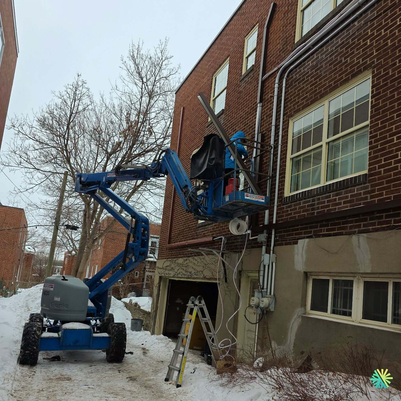 Installation d’une thermopompe murale FUJITSU ORION XLTH 15 000 BTU à Montréal-Nord