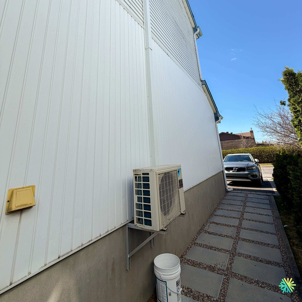 Réparation d’une thermopompe murale Daikin à Sainte-Rose
