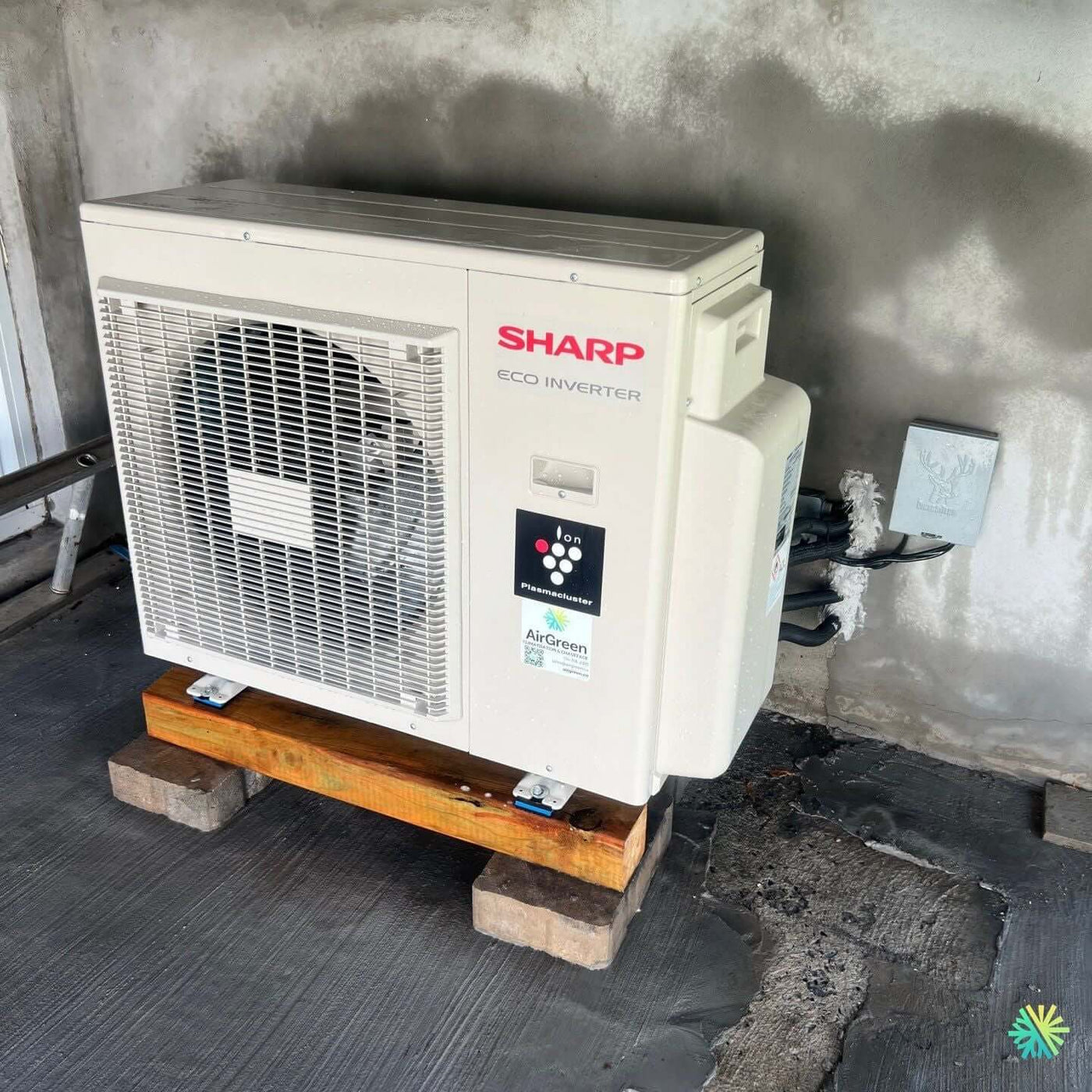 Installation d’une Sharp Eco Inverter thermopompe murale à Saint-Laurent