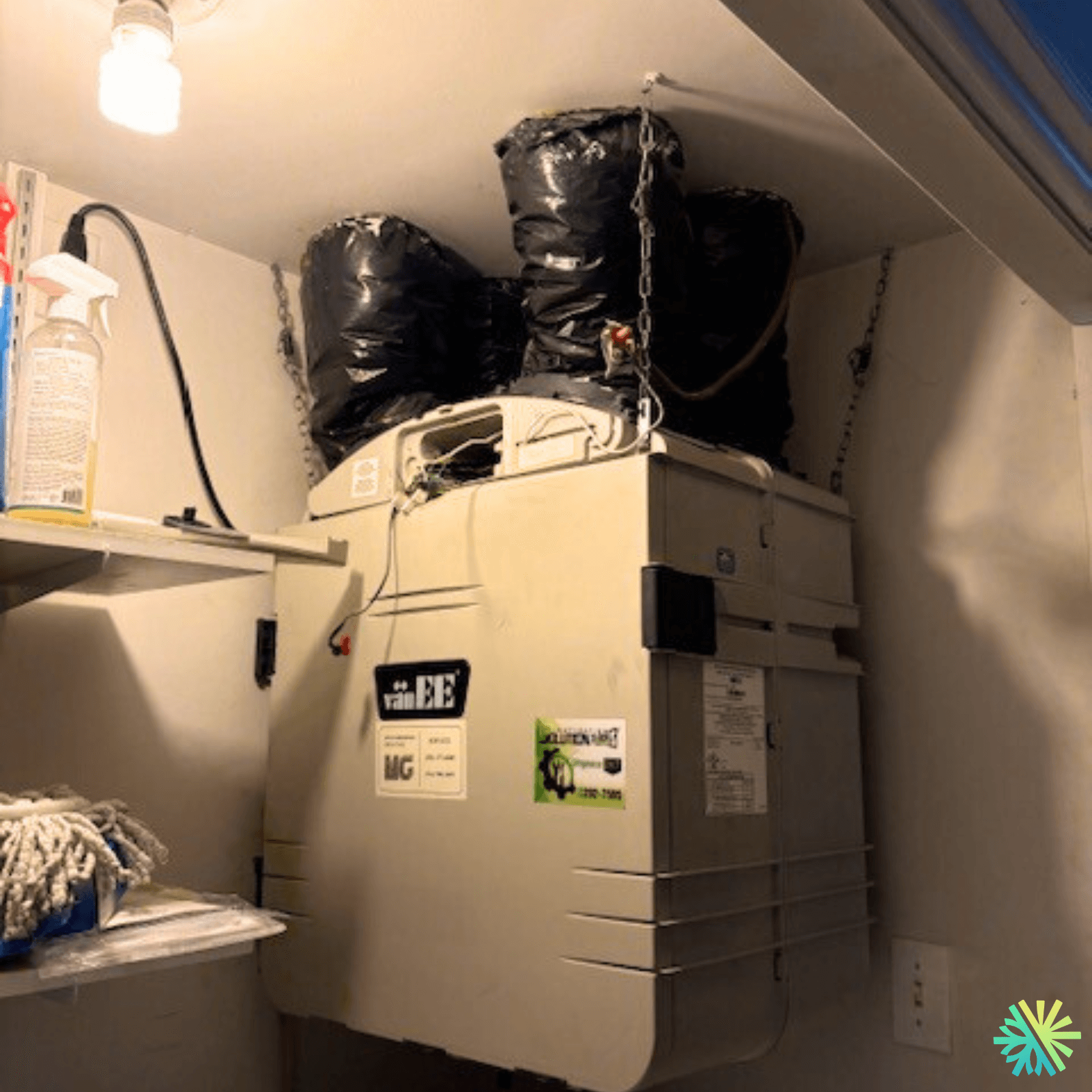 Installation d’un échangeur d’air Air Exchanger va¦ИnEE dans un condo à Ville-Marie (Montréal)