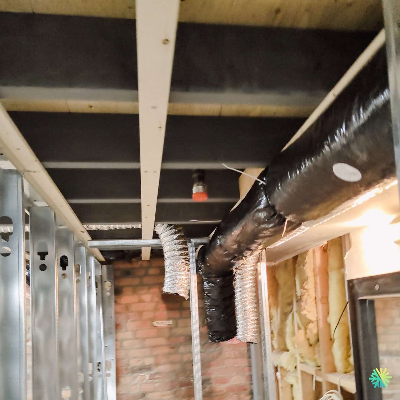 Climatisation vs ventilation : ne confondez plus ! Comprendre la différence pour un confort maximal