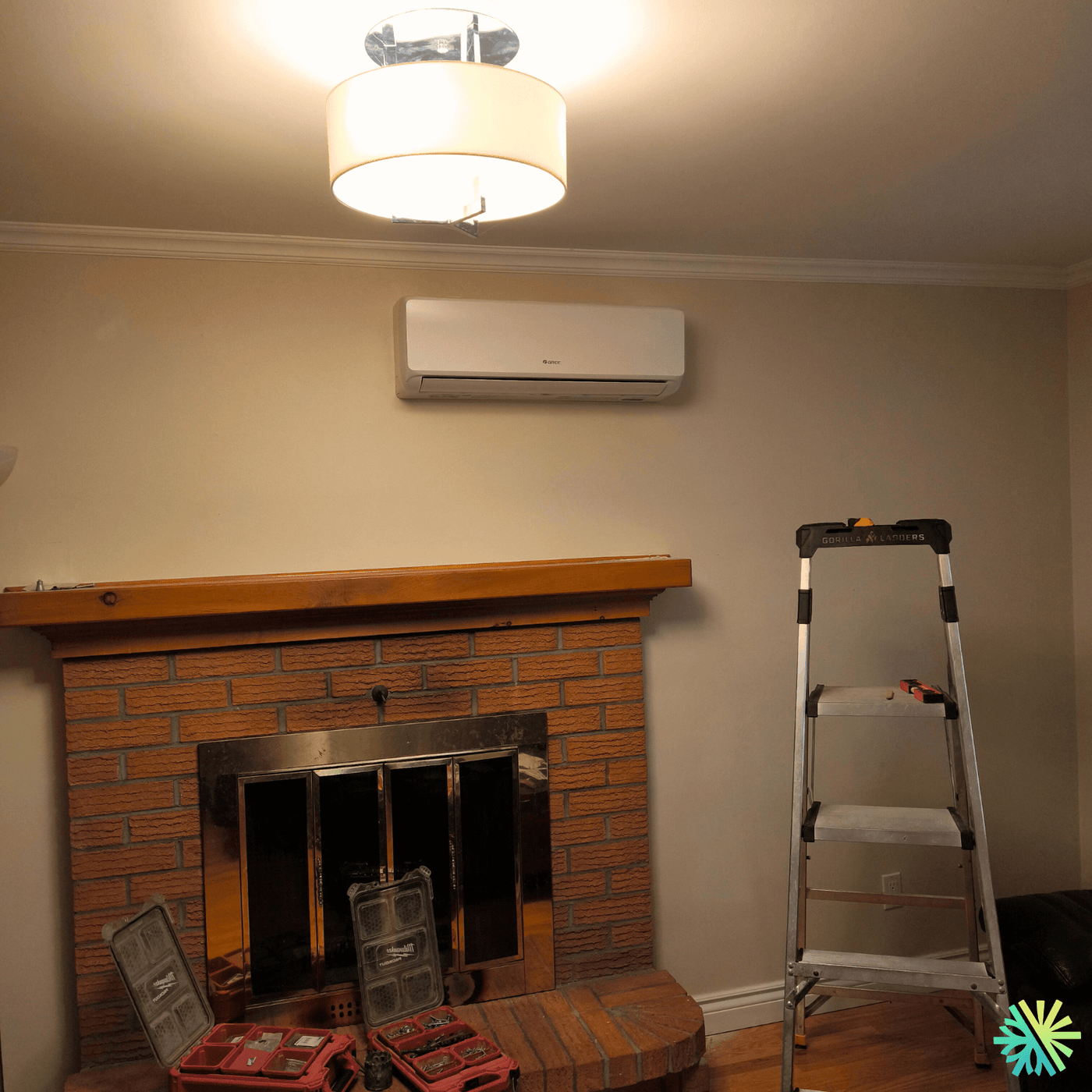 Installation d’une thermopompe Gree FreeMatch à Sainte-Dorothée (Laval)