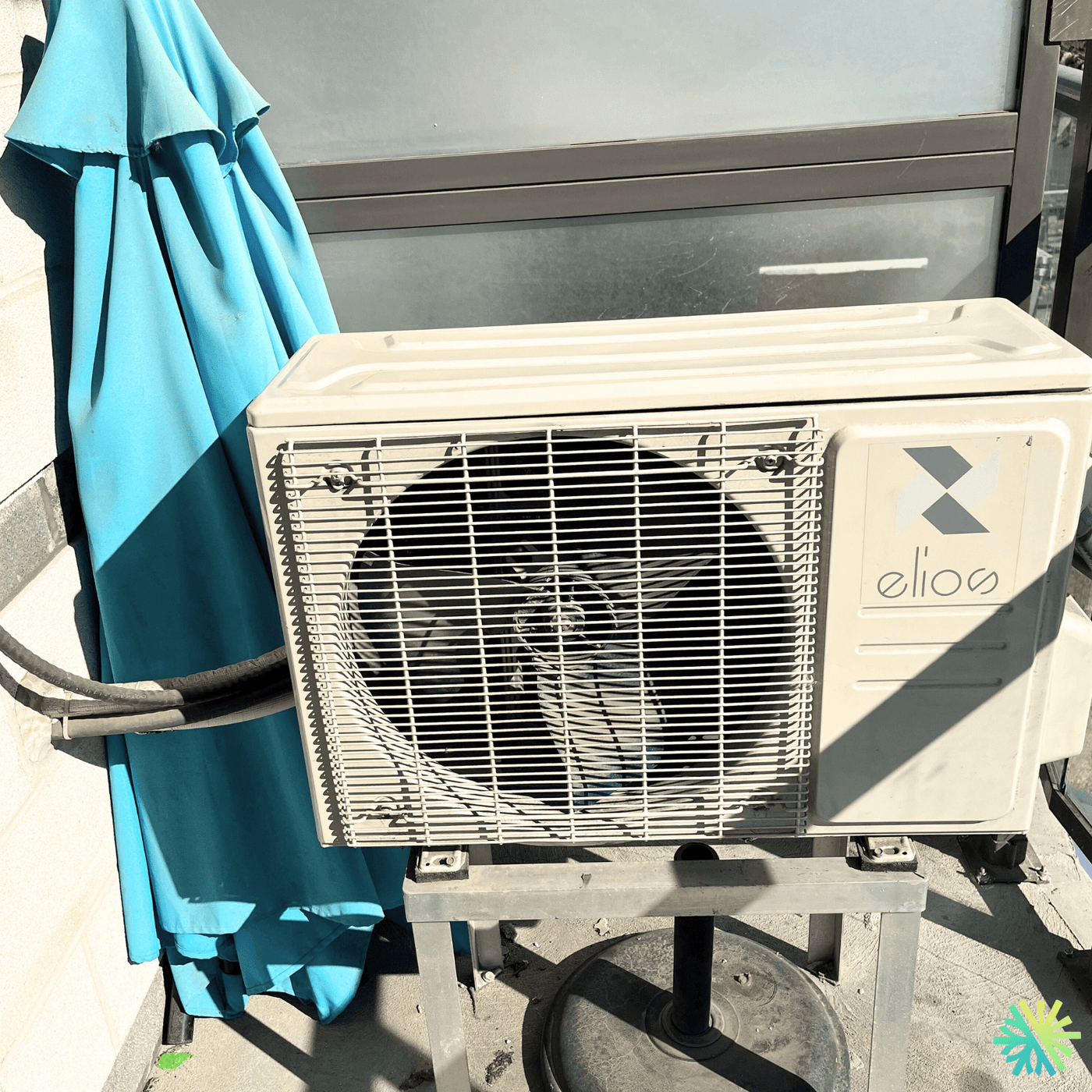 Service et entretien d’une thermopompe murale Elios à Ville-Marie (Montréal)