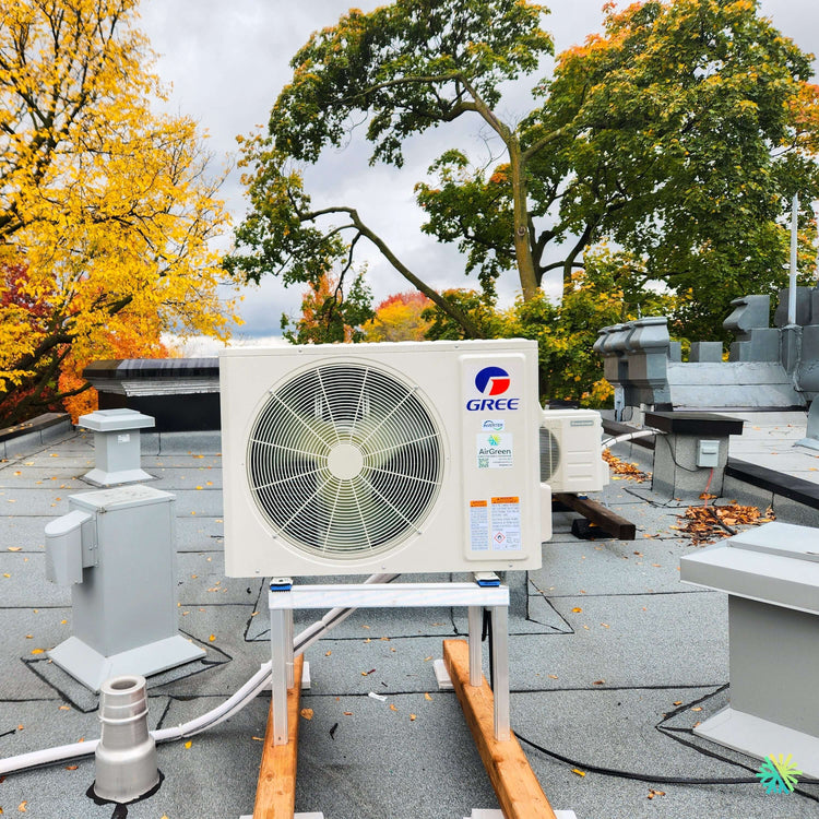 Installation d’une thermopompe murale GREE CLIVIA R32 à Repentigny : une solution mini split performante sur toiture plate