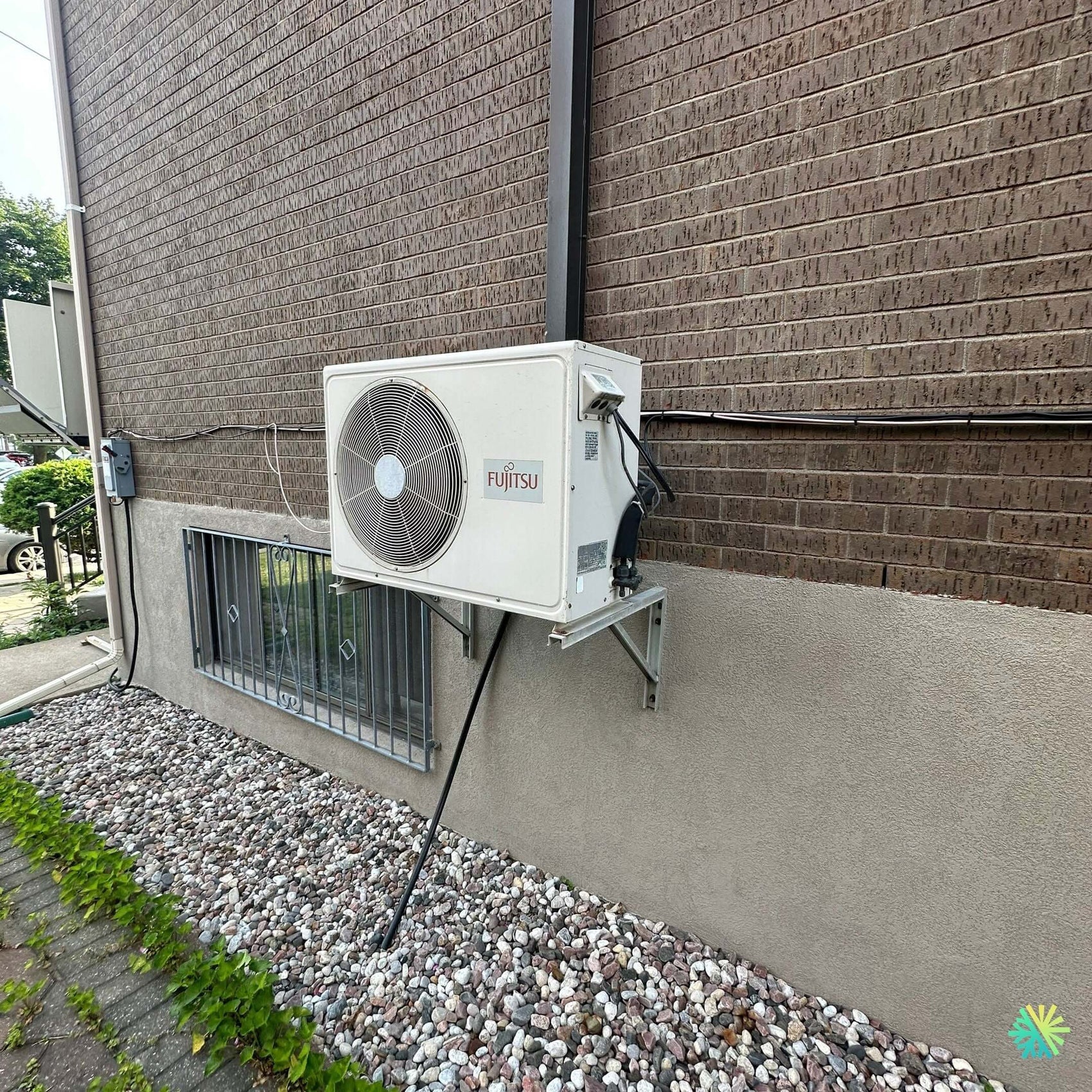 Réparation d’une thermopompe murale Fujitsu à Côte-des-Neiges