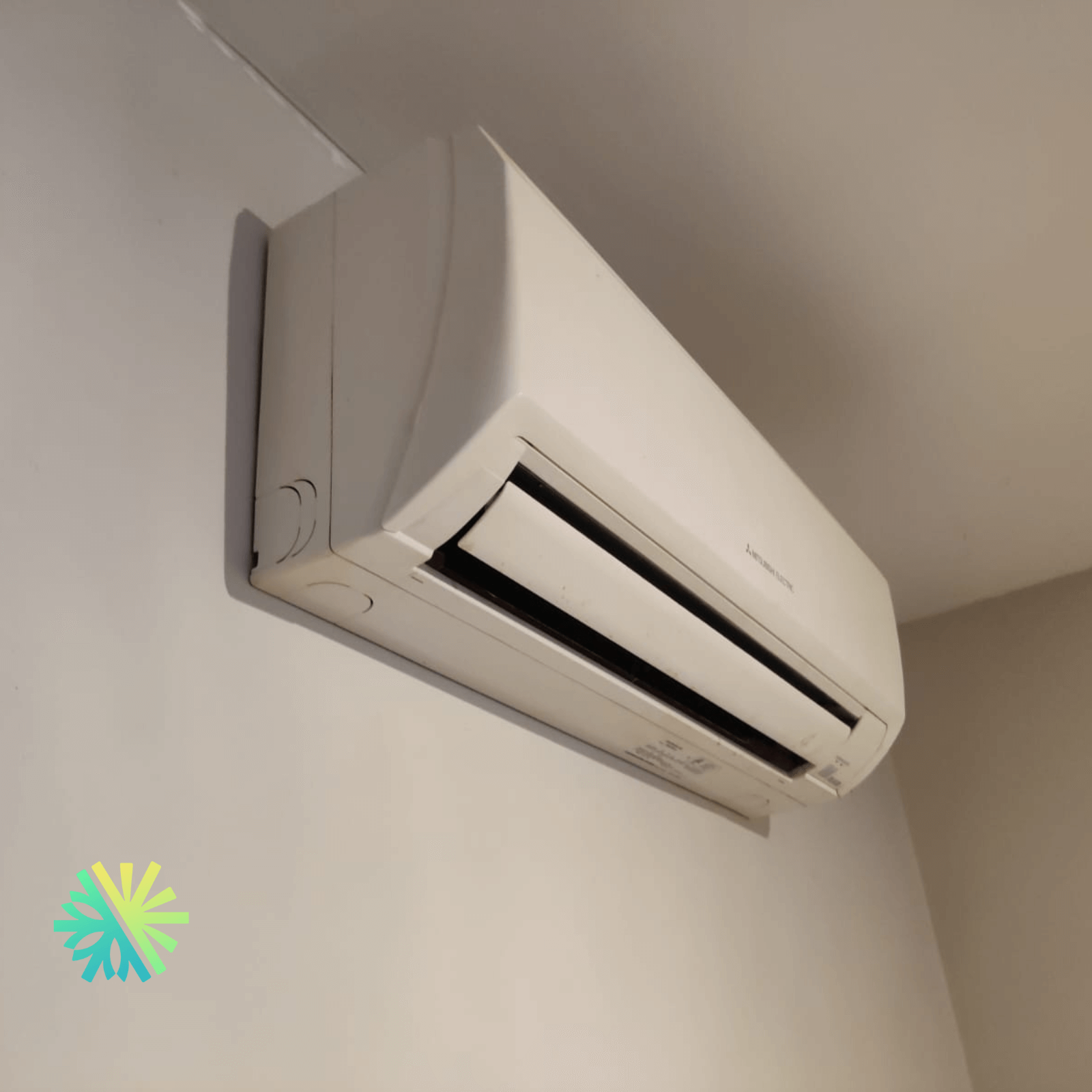 Service de réparation d'une Thermopompe Murale Mini Split à Dorval