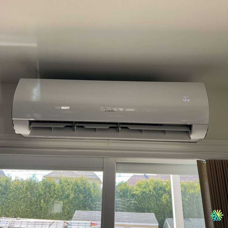 Installation d’une GREE FREE MATCH R32 Thermopompe TripleZone – 3 zones – 3 têtes à Sainte-Catherine sur la Rive Sud
