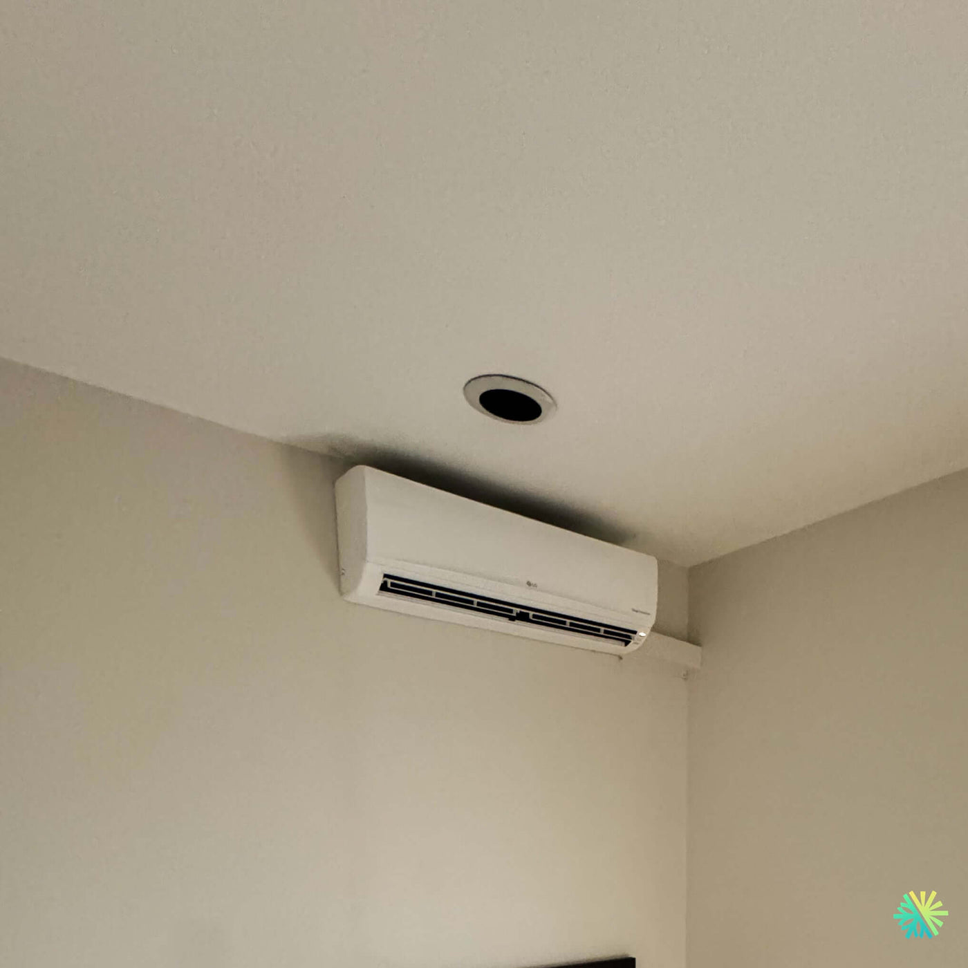 Réparation d’une thermopompe murale LG à Beaconsfield