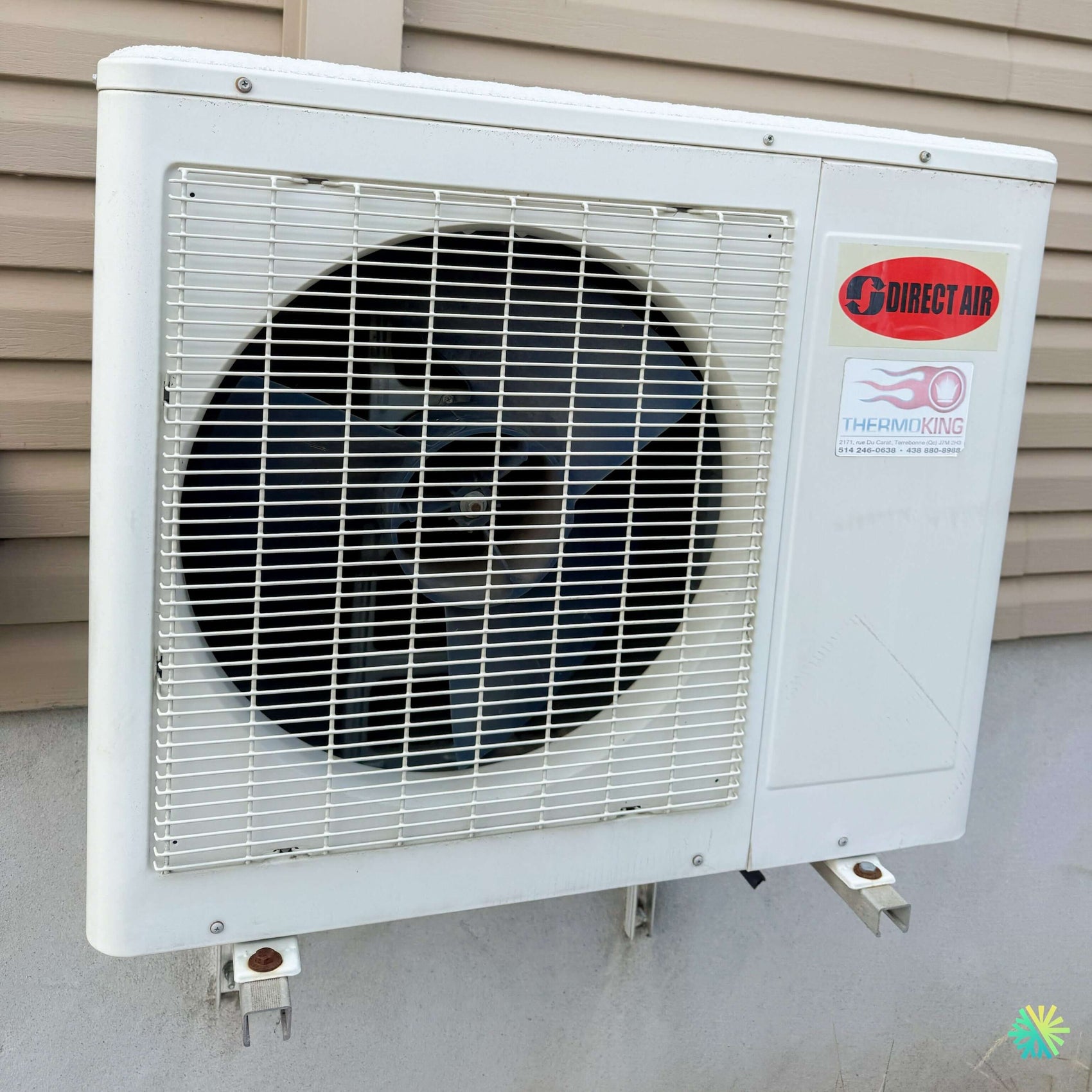 Réparation d’une Thermopompe murale Direct Air à Dollard-des-Ormeaux