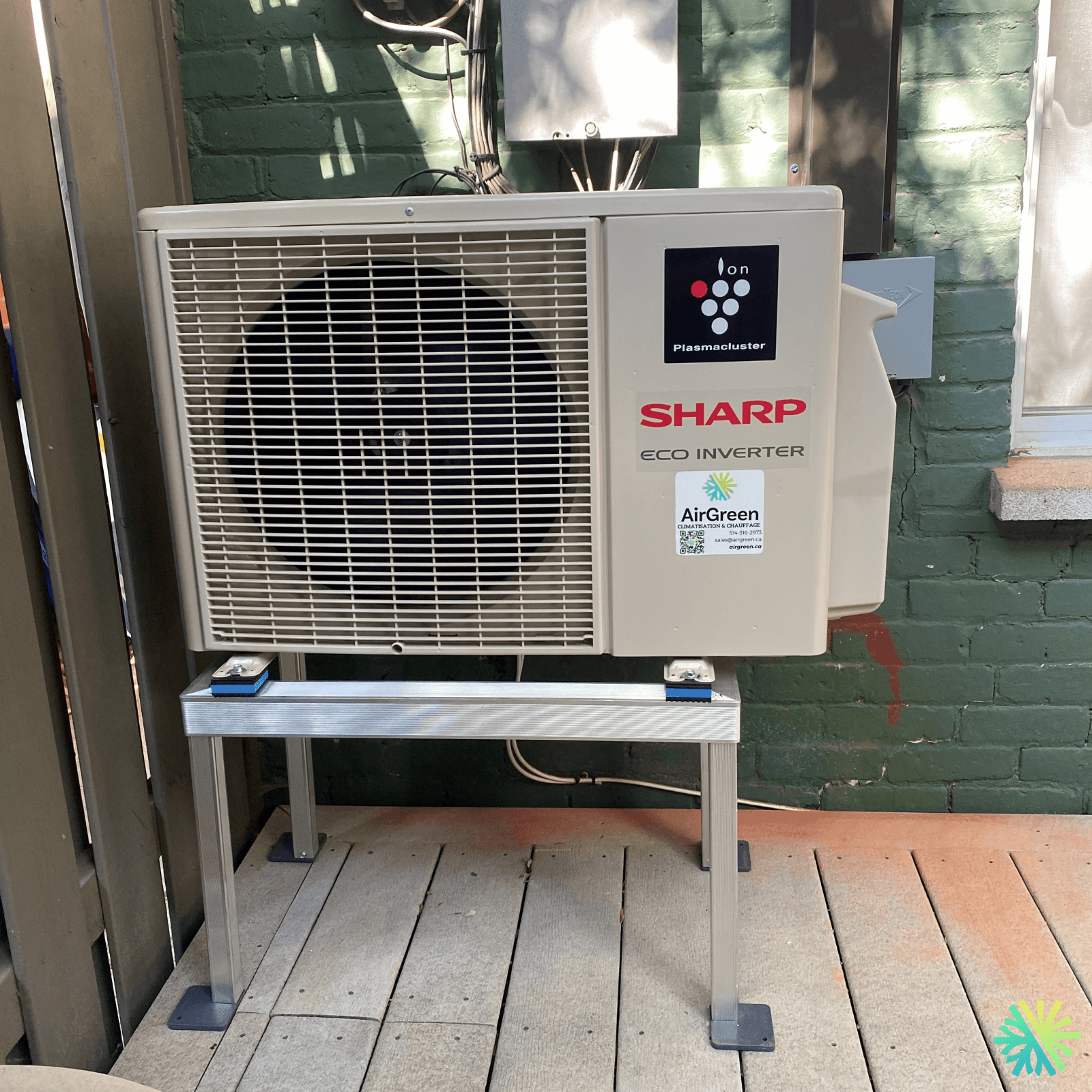 Installation d’une thermopompe murale Sharp au Plateau-Mont-Royal