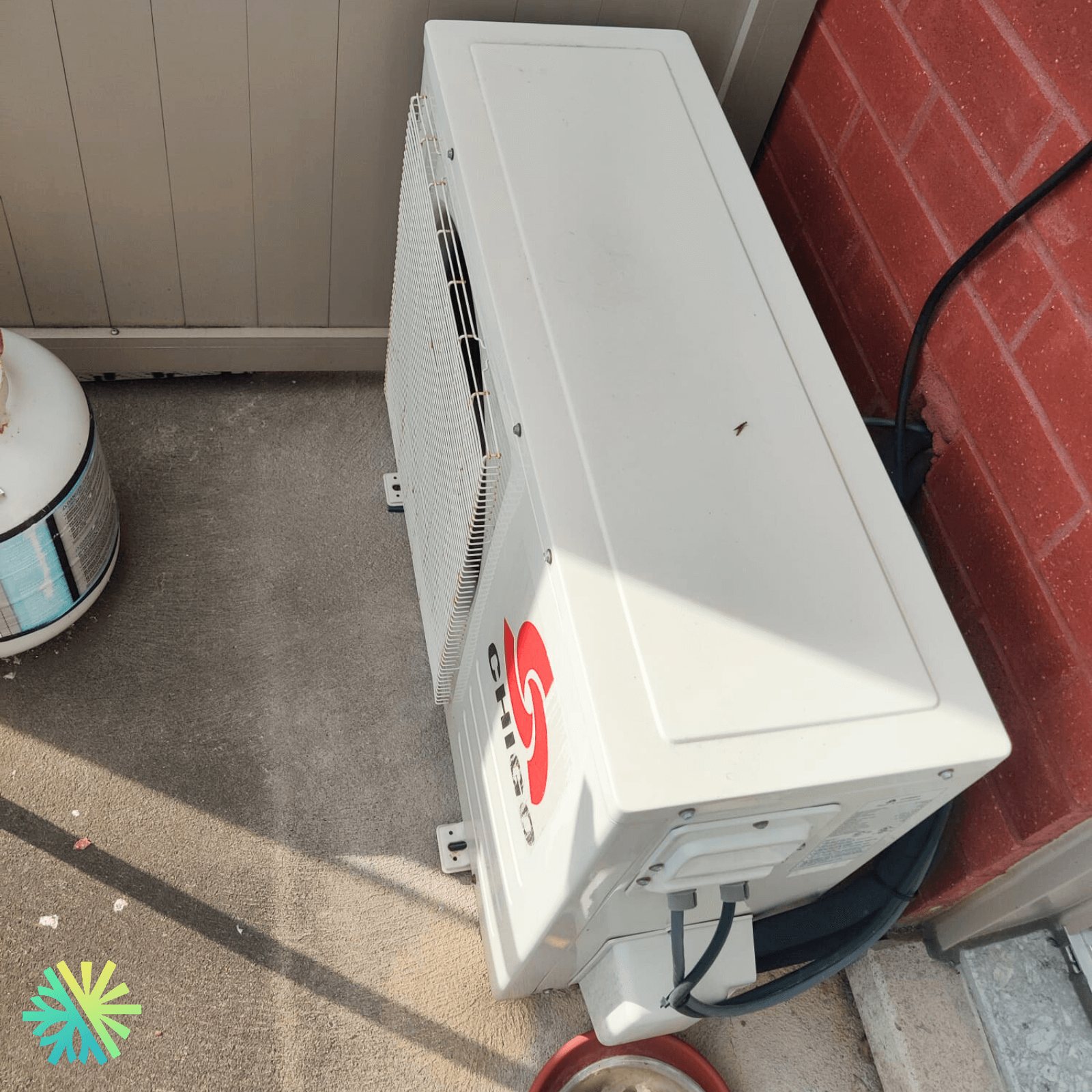 Appel de service pour la réparation d’une thermopompe mini split CHIGO à Montréal