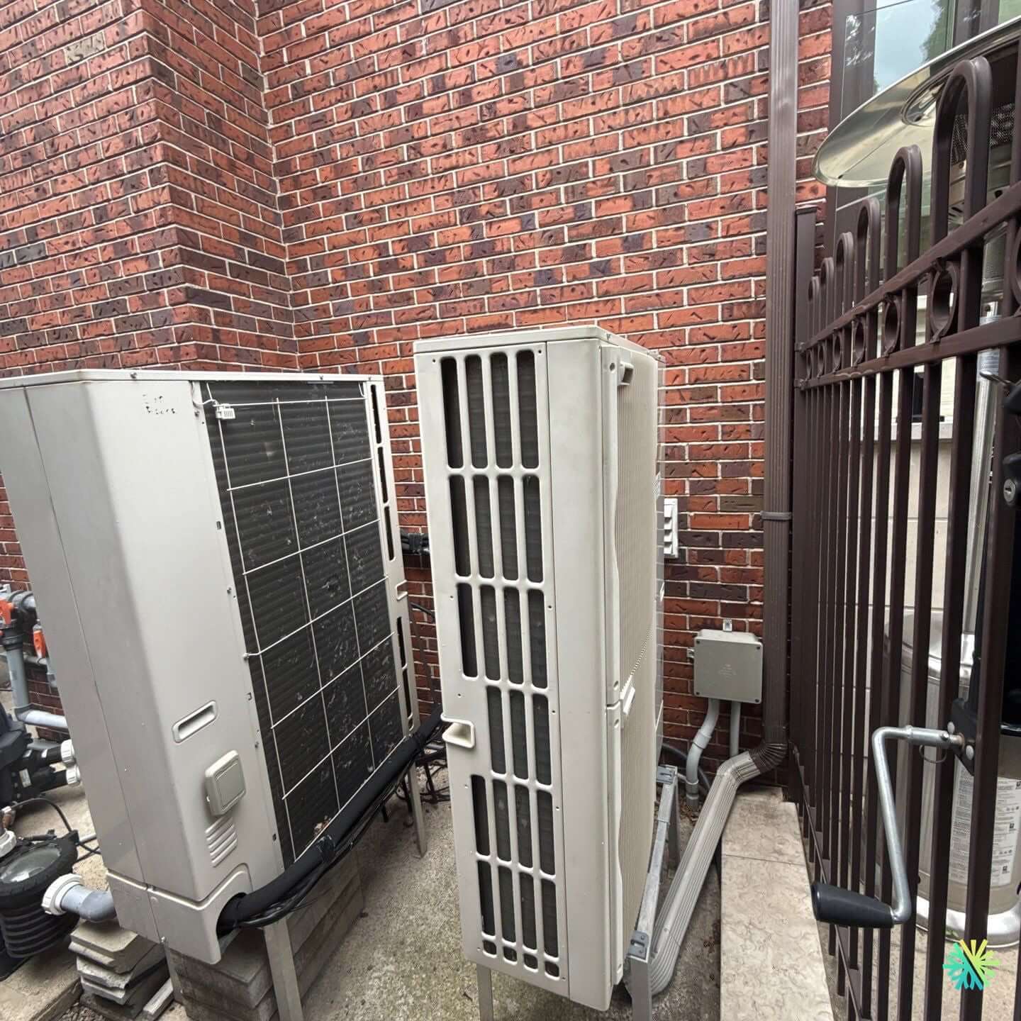 Réparation d’un système VRF Midea à Sainte-Dorothée