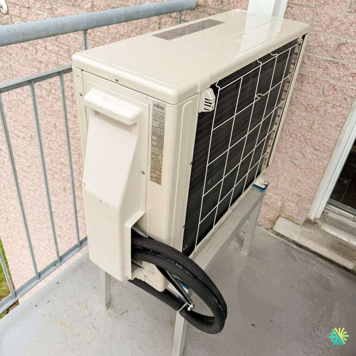 Installation d’une thermopompe murale Fujitsu AIRSTAGE Altair 500 à Clarenceville en Montérégie