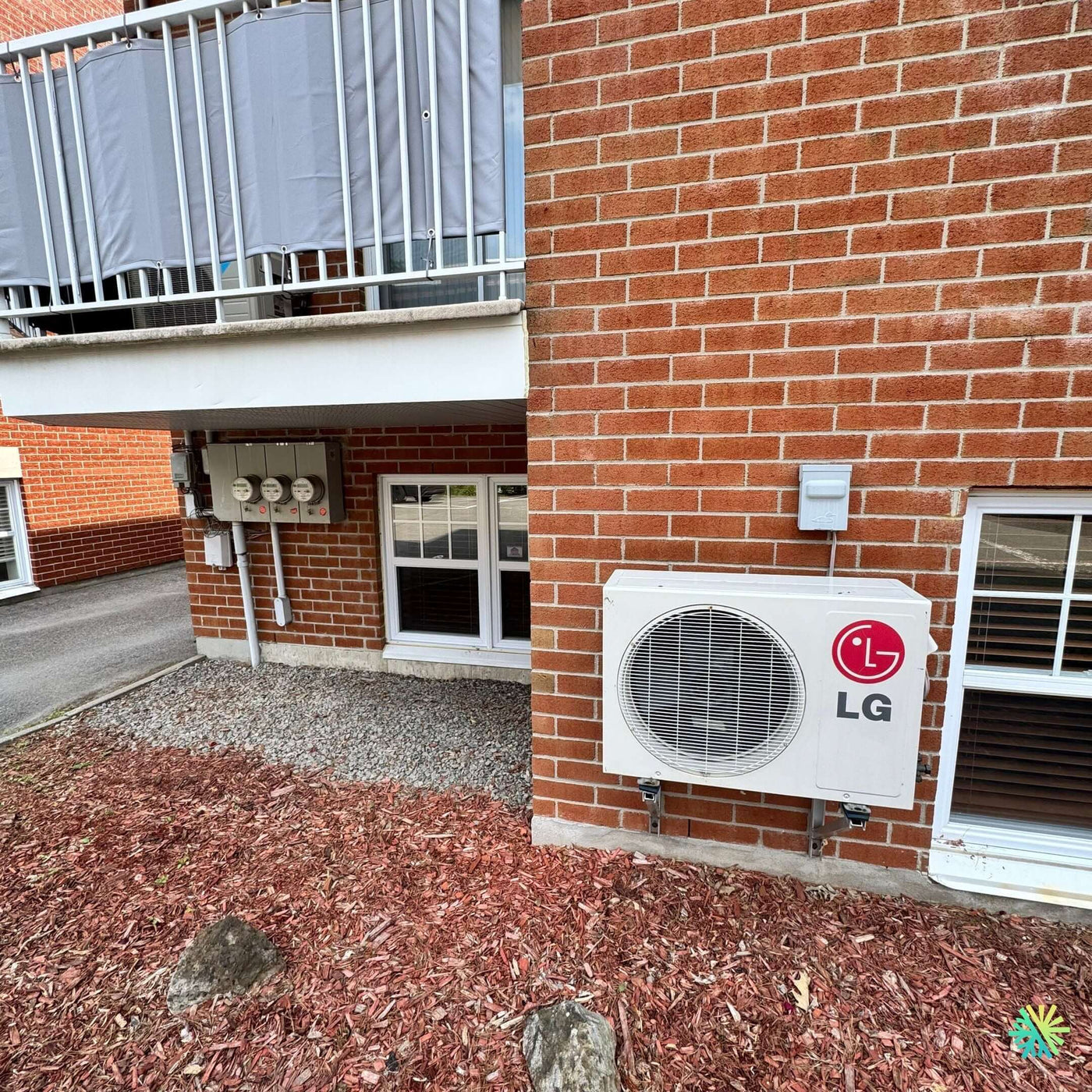 Installation d’une LG R-32 thermopompe murale à Brossard