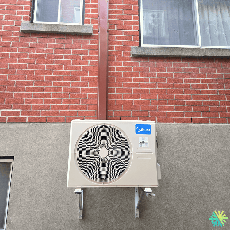 Installation d’une thermopompe murale Midea à Rosemont–La Petite-Patrie