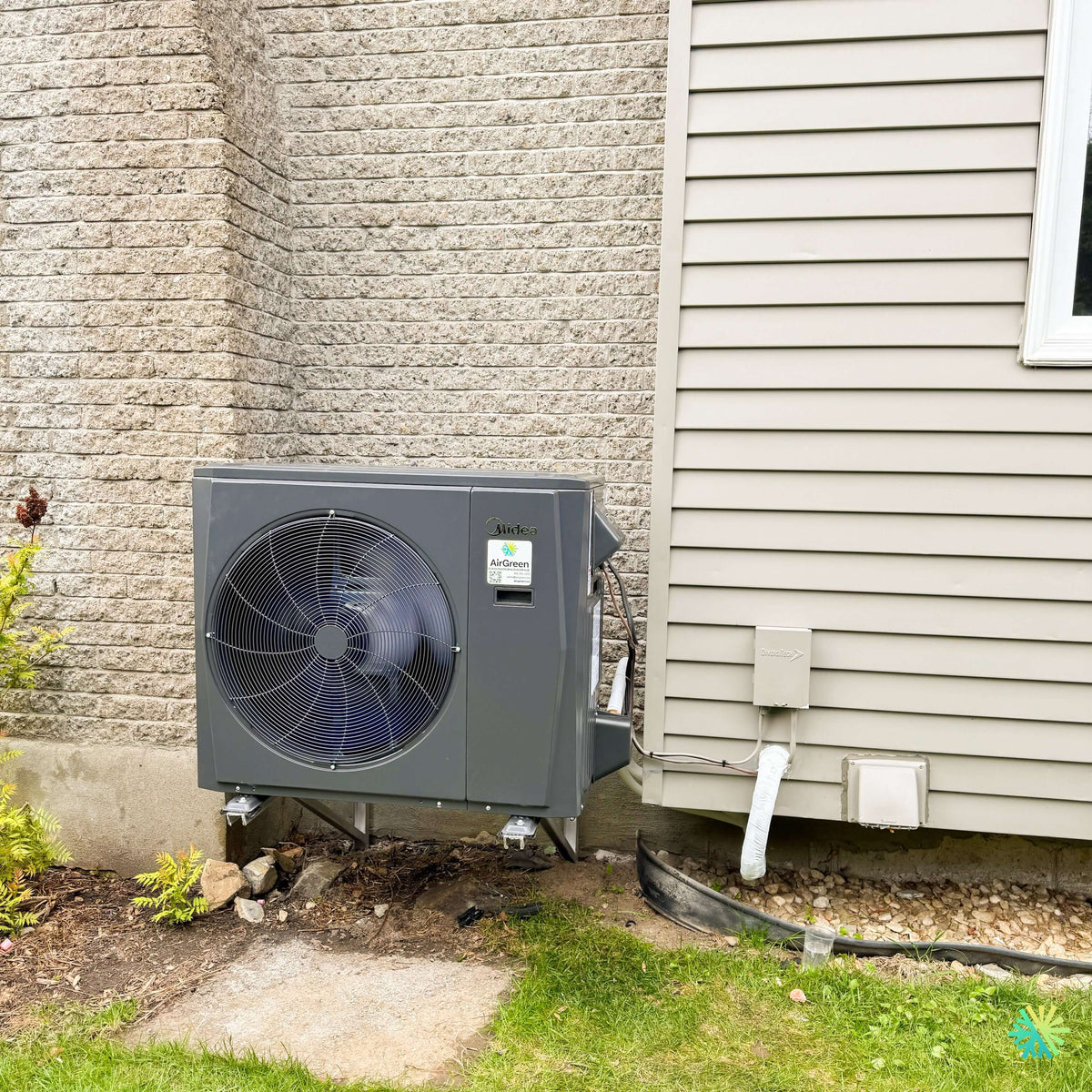 Installation d’une thermopompe centrale MIDEA EVOX G3 à Lachine, Montréal