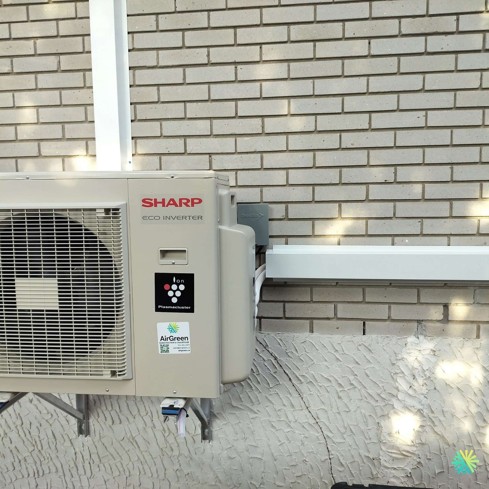 Installation d’une Sharp Eco Inverter thermopompe murale à Chomedey (Laval)