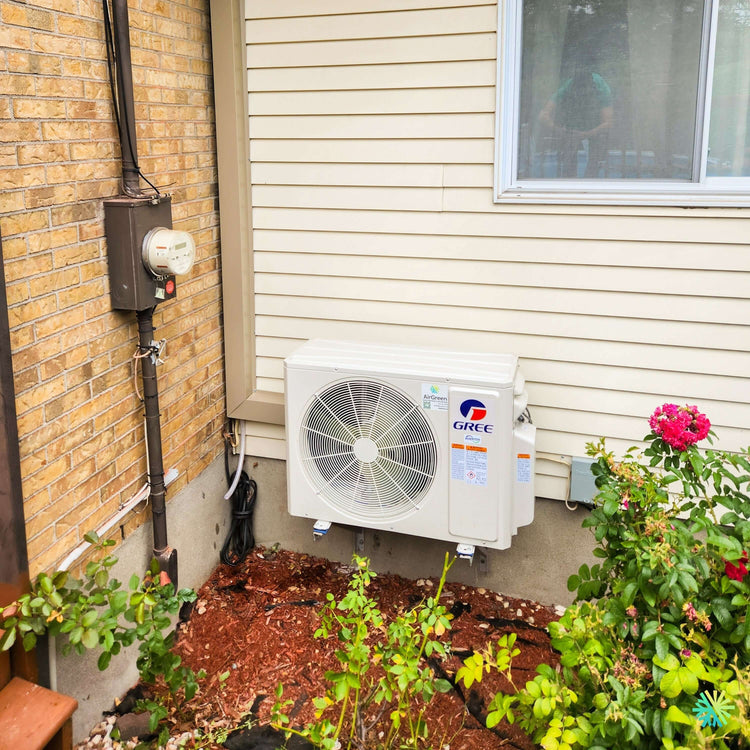 Installation d'une thermopompe murale 2-têtes GREE FreeMatch R32 (GWHD(24)ND6MO) à Saint-Simon, MRC des Maskoutains