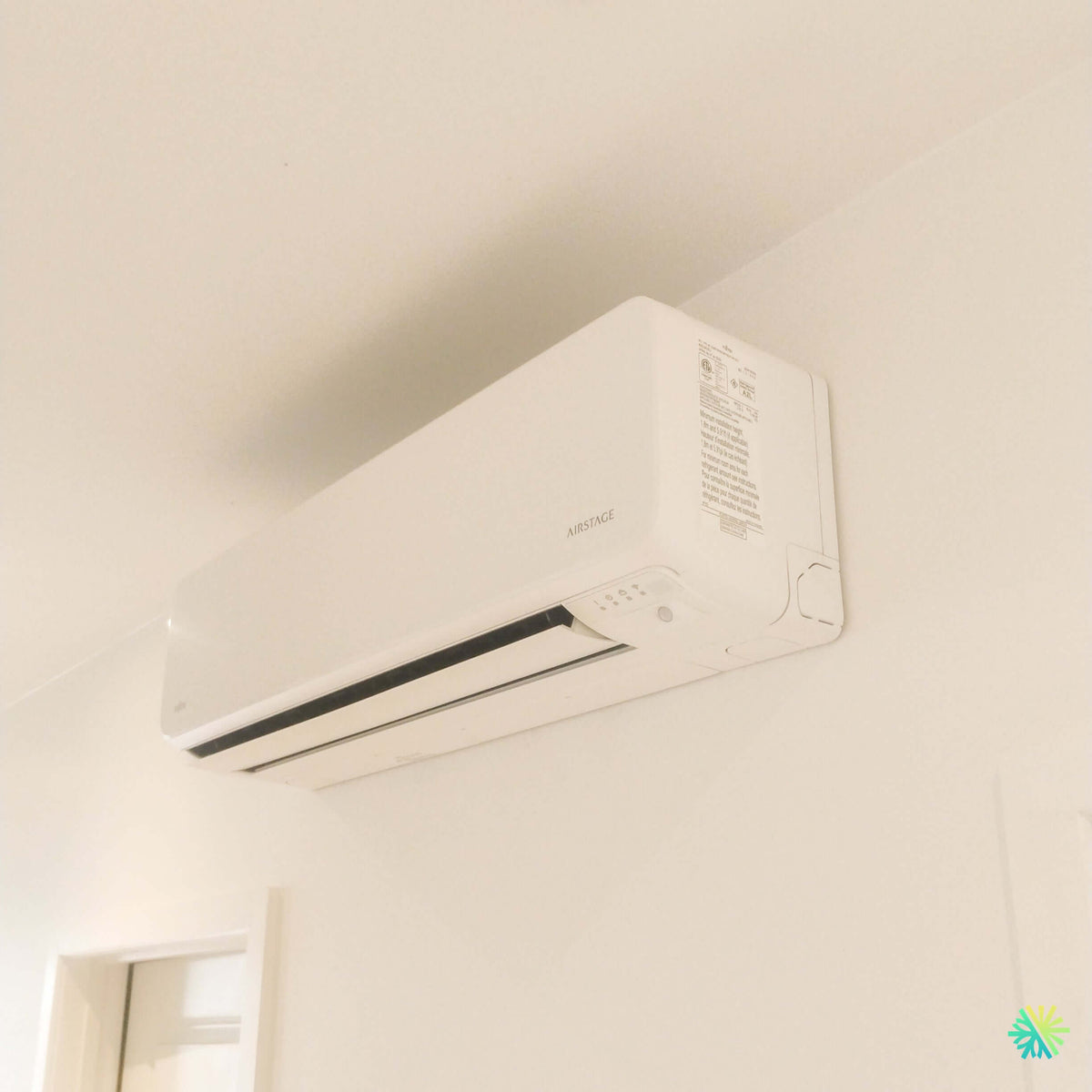 Installation d’une thermopompe murale FUJITSU AIRSTAGE ORION XLTH à Lachine, Montréal