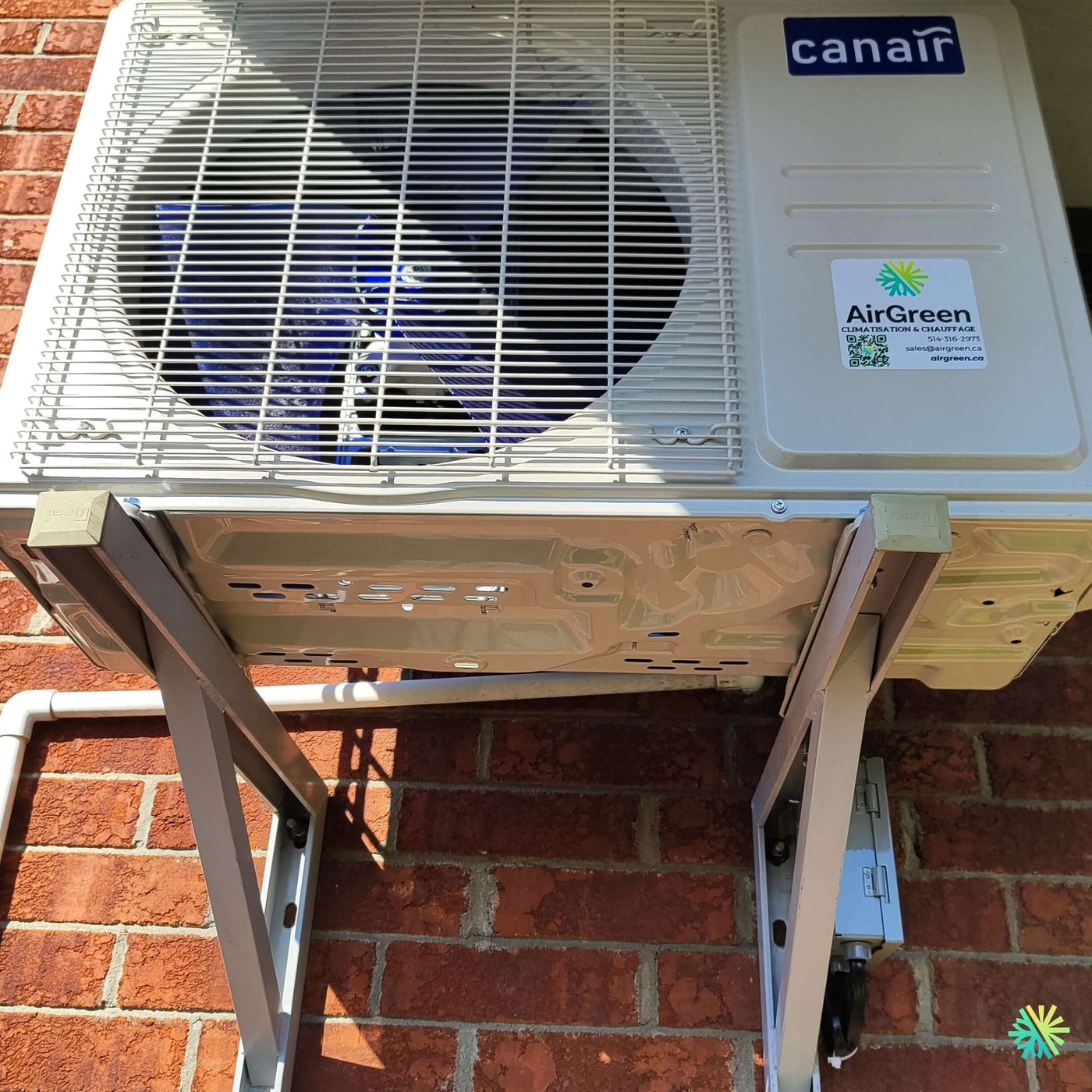 Installation d’une CanAir Inverter thermopompe murale à Chomedey