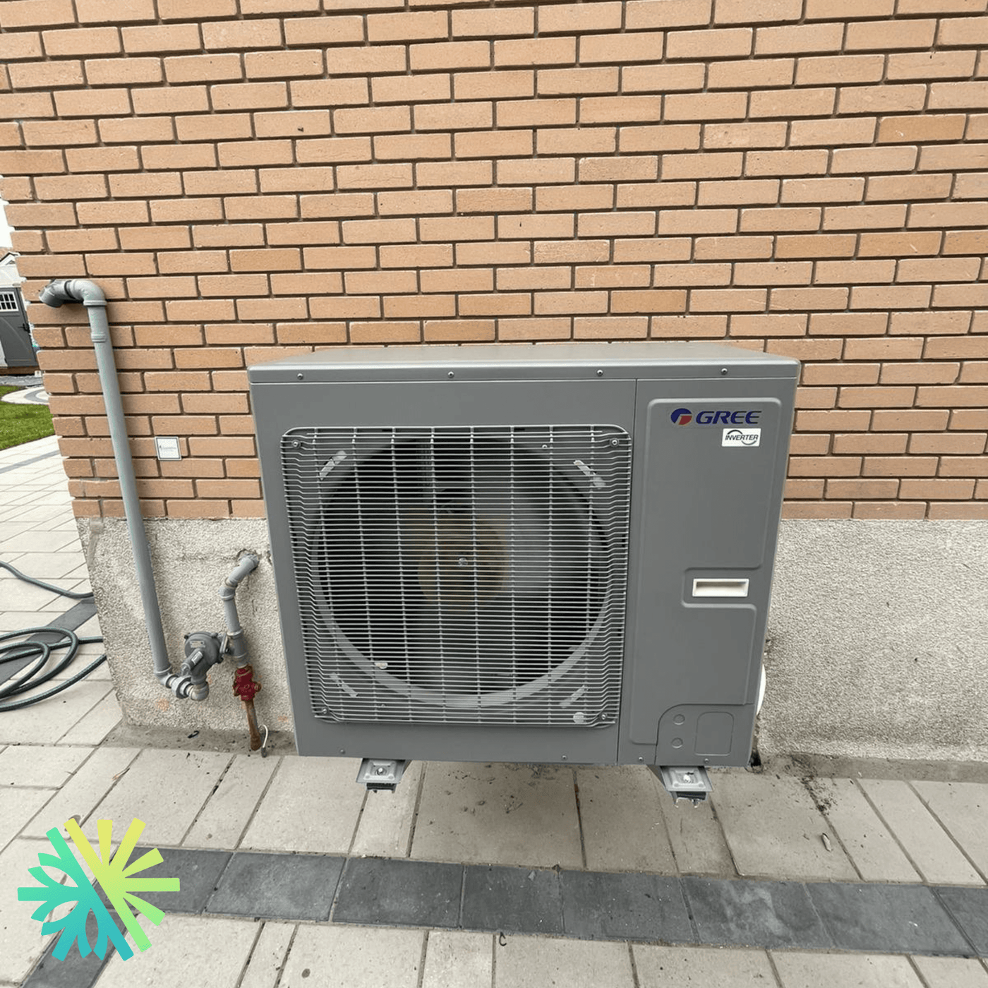 Installation d'une Thermopompe Centrale Gree Flexx à Côte Saint-Luc, Montréal