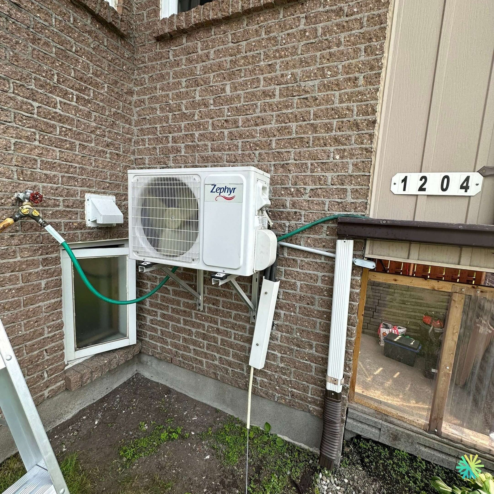 Réparation d’une thermopompe murale Zephyr à Sainte-Thérèse