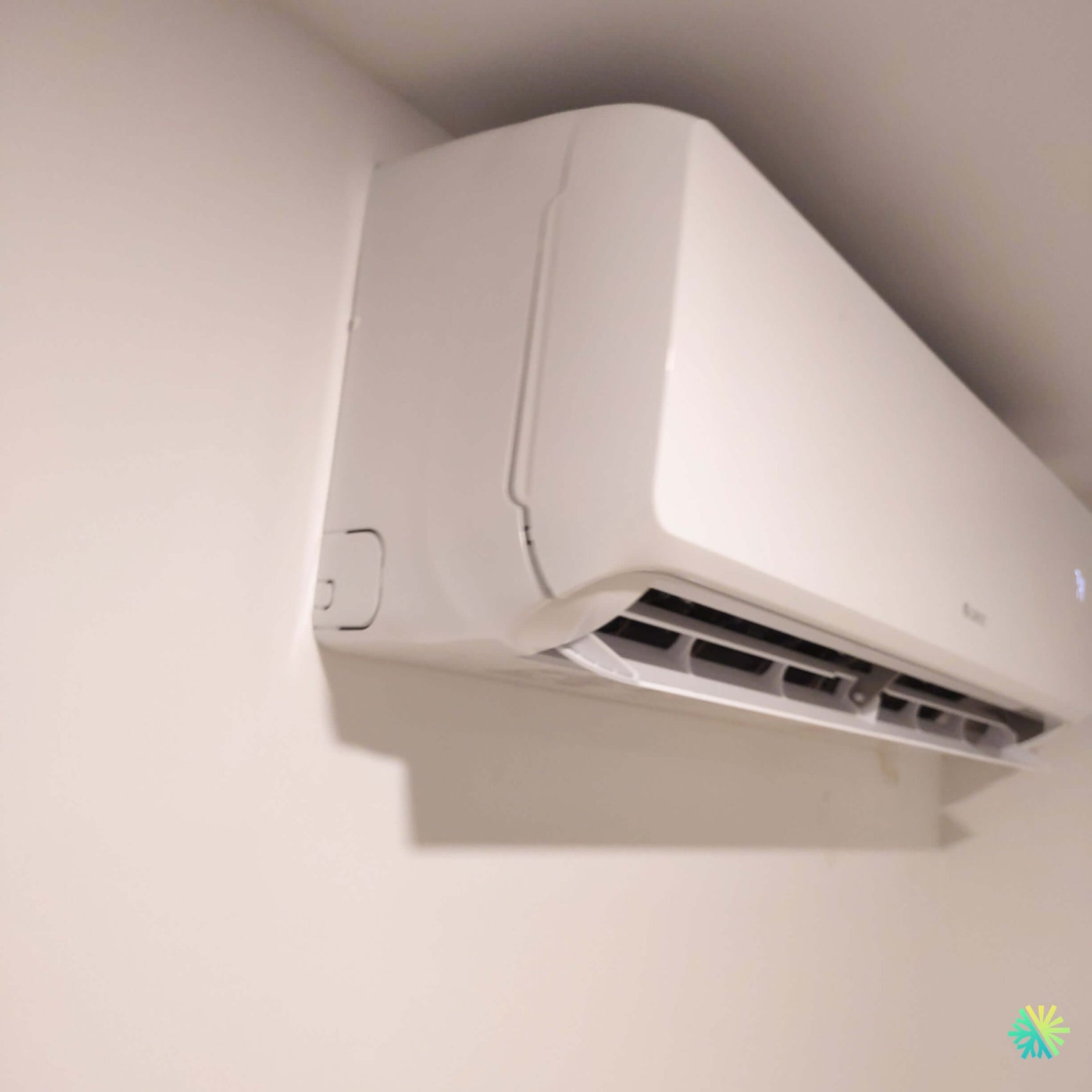 Installation d’une thermopompe GREE FREE MATCH R32 Quad-Zone 4 têtes à Pierrefonds-Roxboro