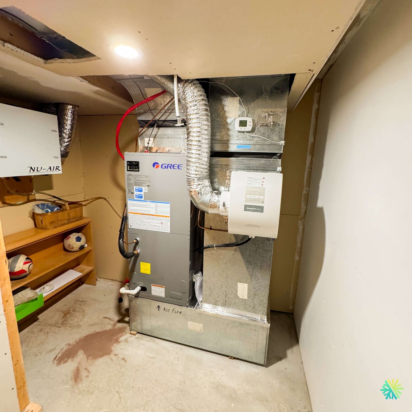 Installation d'une thermopompe centrale GREE FLEXX R32 avec appoint électrique à Noyan, dans le Haut-Richelieu