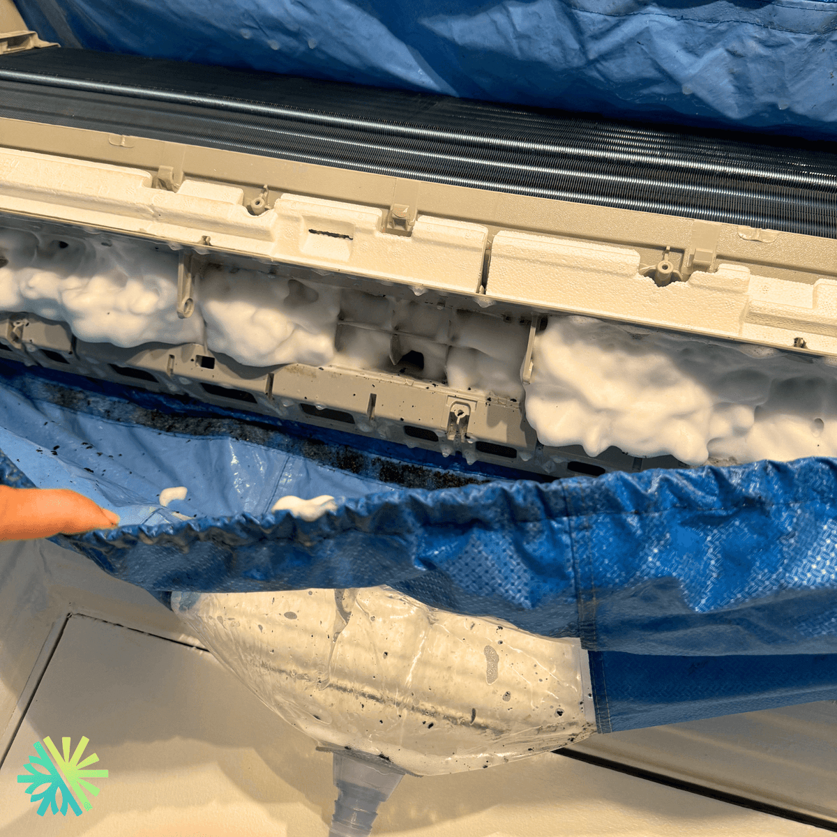 Cleaning and Maintenance Service of a Wall-Mounted Heat Pump in Rivière-des-Prairies–Pointe-aux-Trembles
