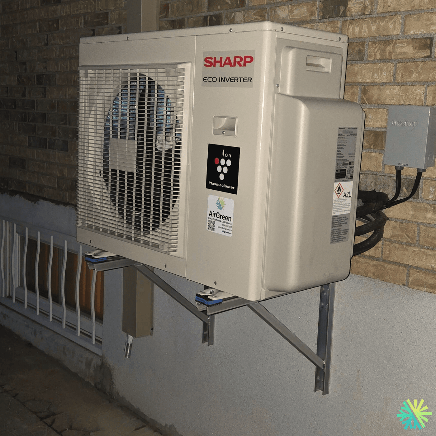 Installation d’une thermopompe murale Sharp ZU1 à Ahuntsic-Cartierville