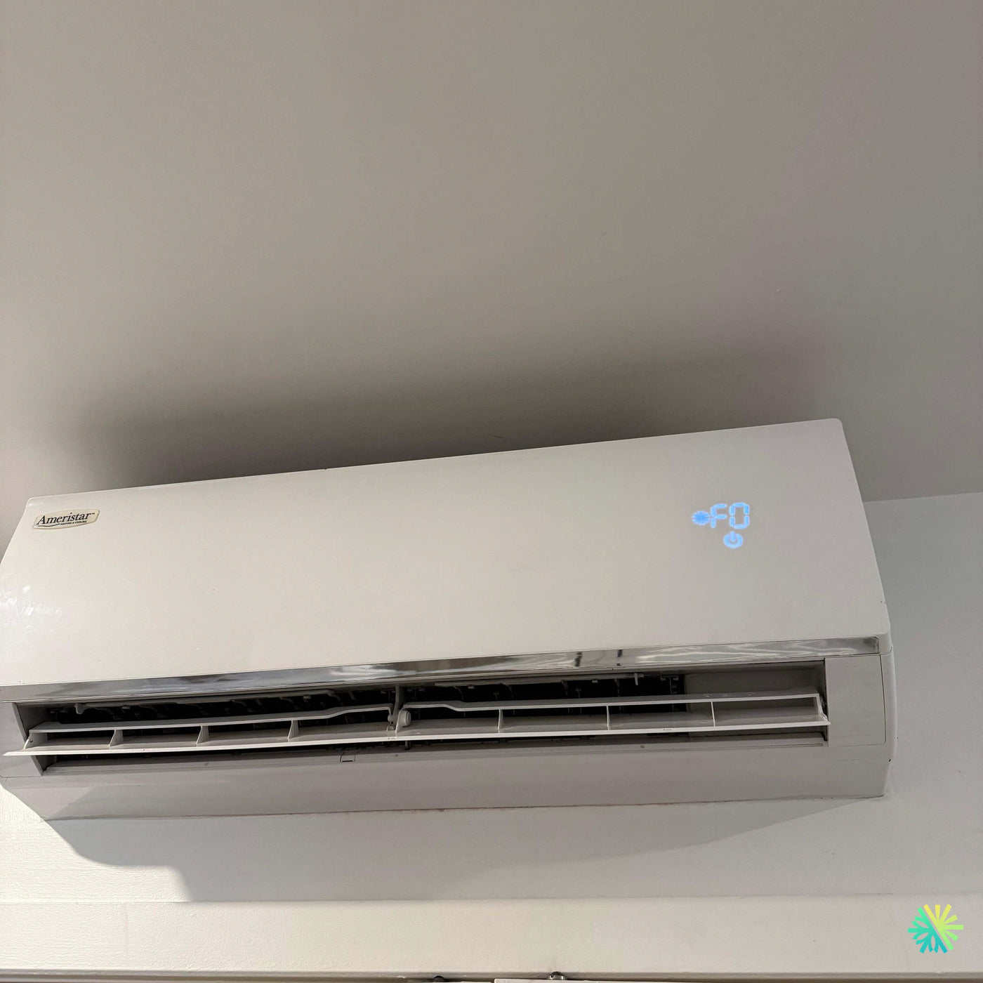 Installation d’une thermopompe murale Ameristar à Chomedey